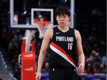小金体育官方入口-马刺大胜开拓者，杨瀚森再现五零之光，季后赛累计出场超3分钟